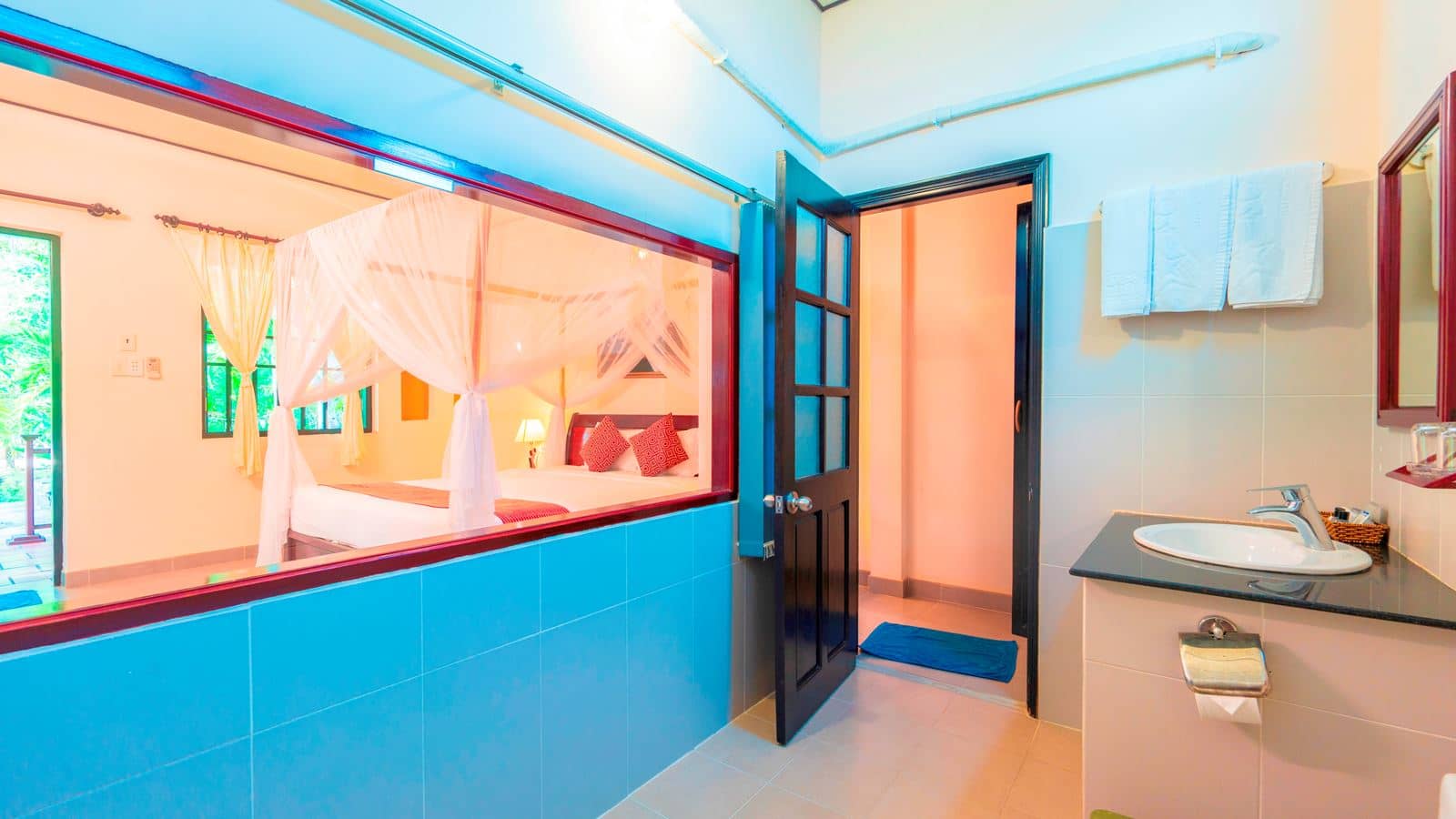 rooms-bungalow-superior-with-terrace-limited-sea-or-gardenview-child-without-extra-bed