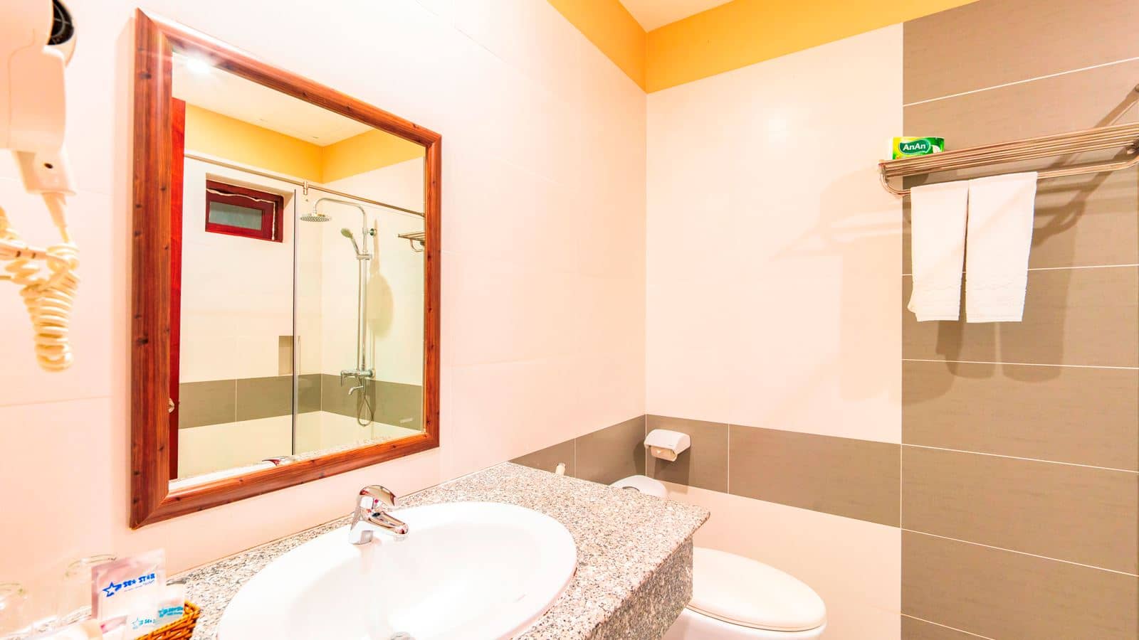 rooms-bungalow-superior-with-terrace-limited-sea-or-gardenview-child-without-extra-bed