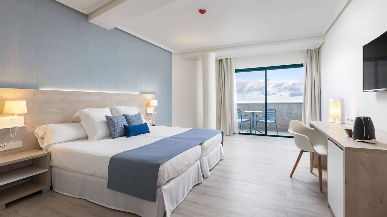 rooms-double-room-ocean-view