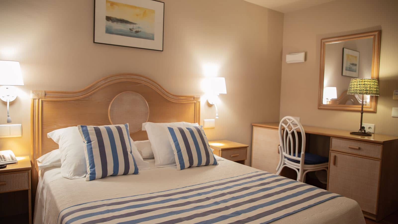 rooms-standard-room