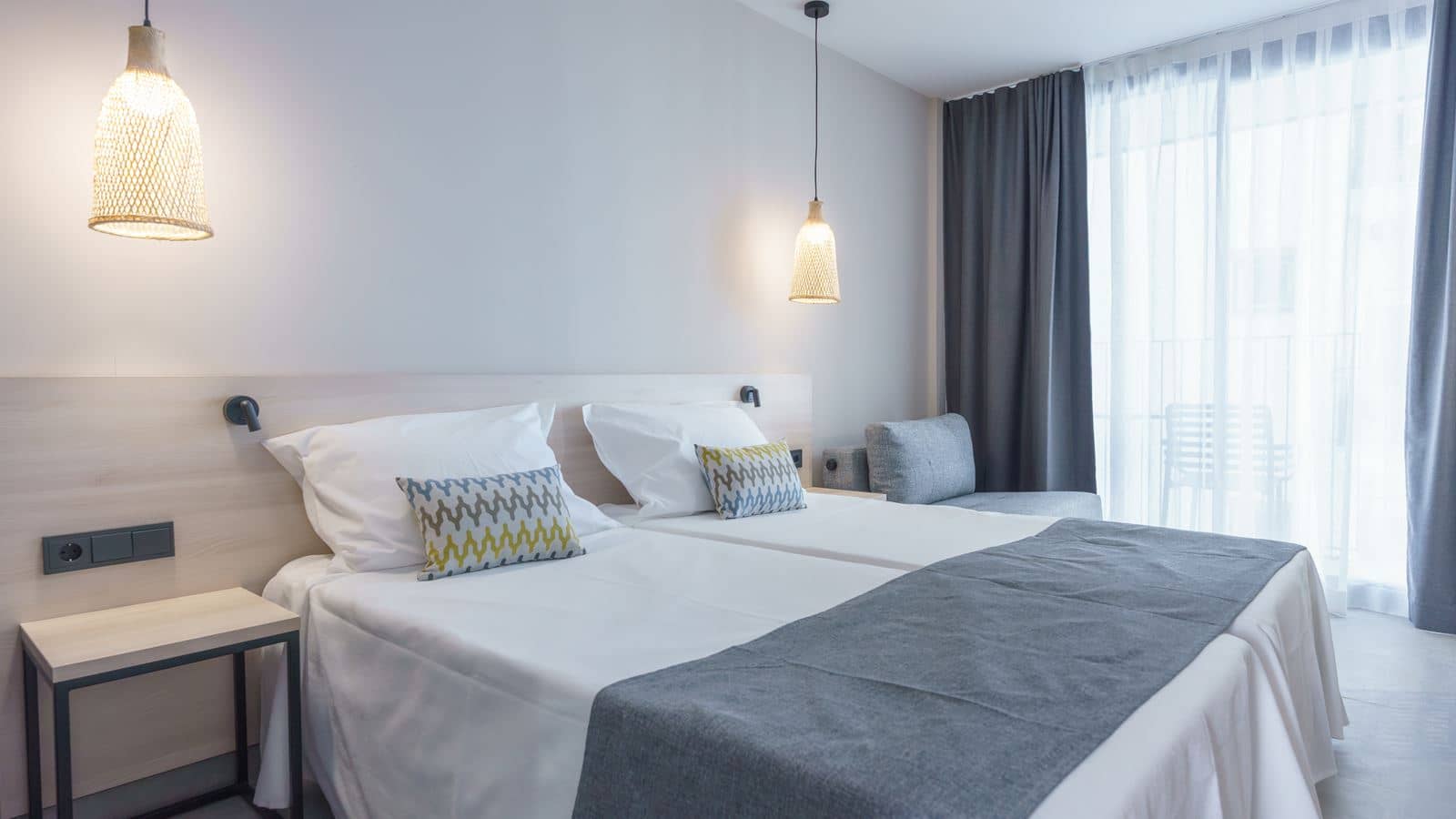 rooms-comfort-room