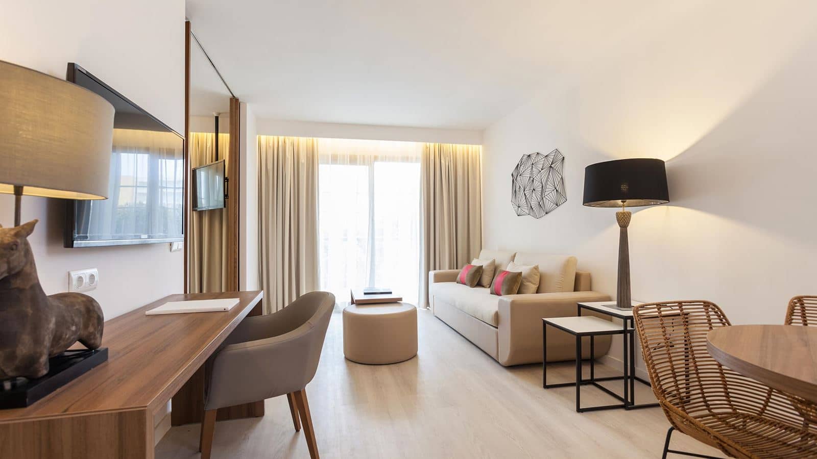 rooms-penthouse-private-jacuzzi-terrace
