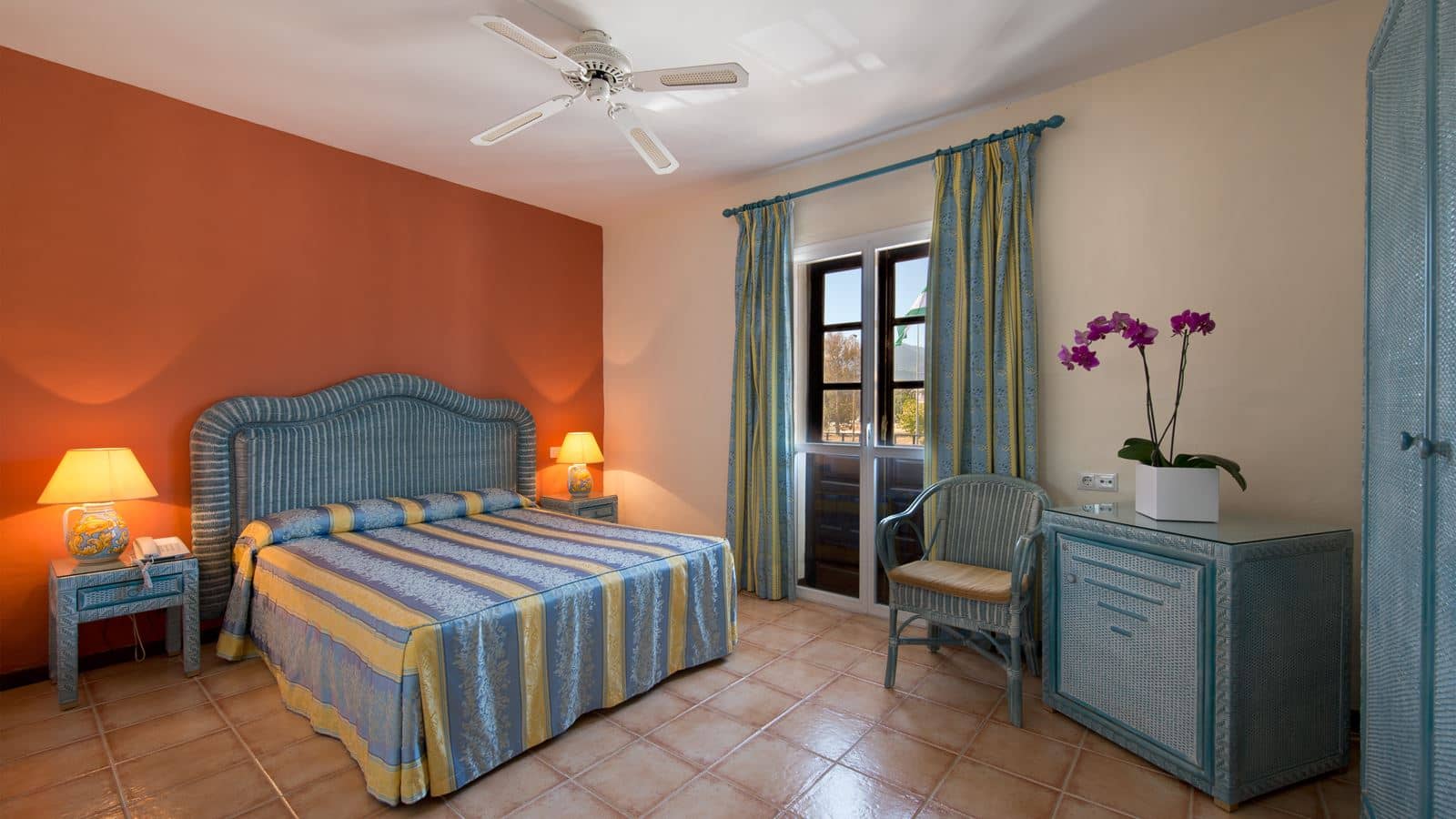 rooms-double-basic-room-economy