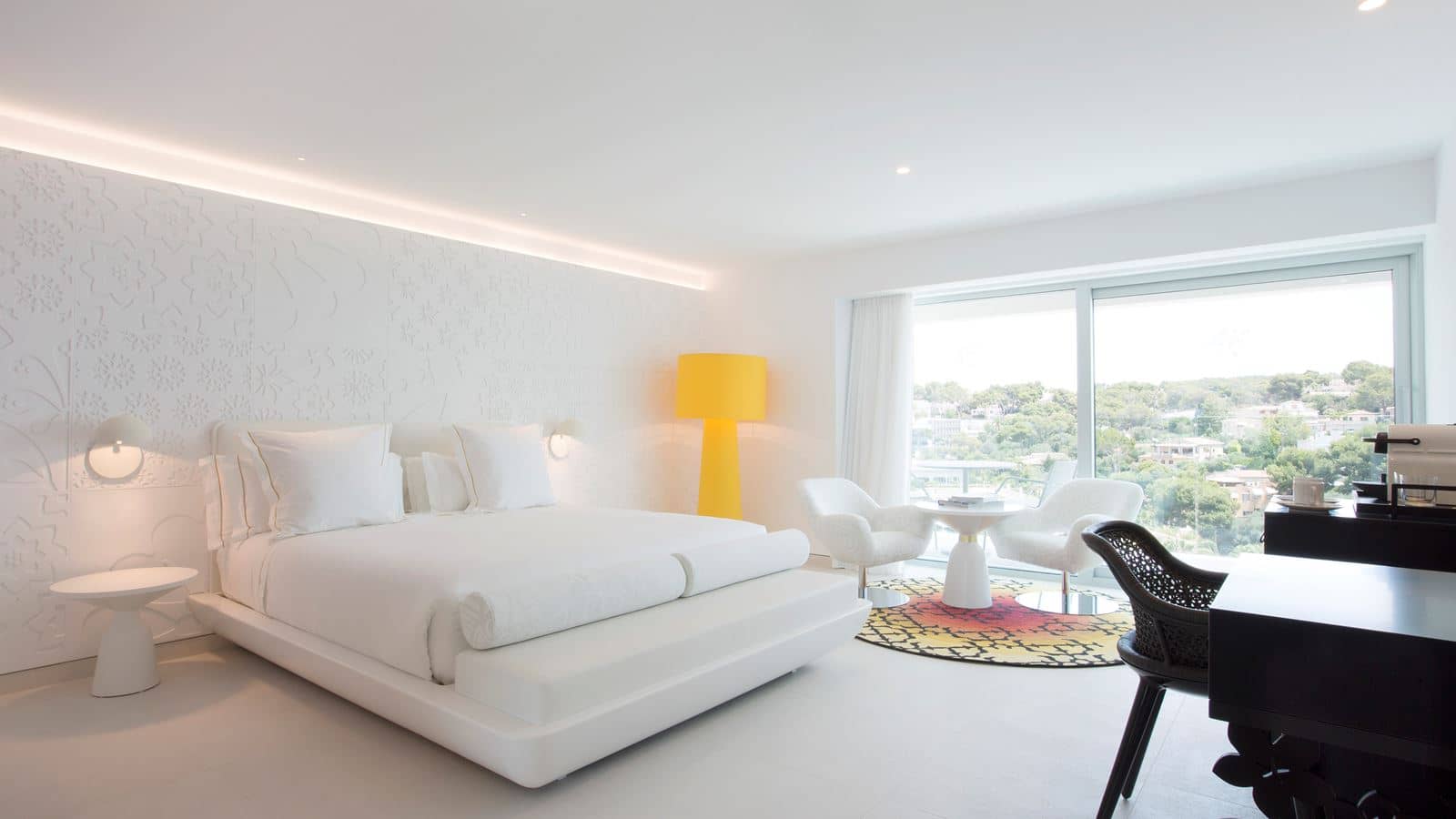 rooms-double-executive-side-sea-view-single-use