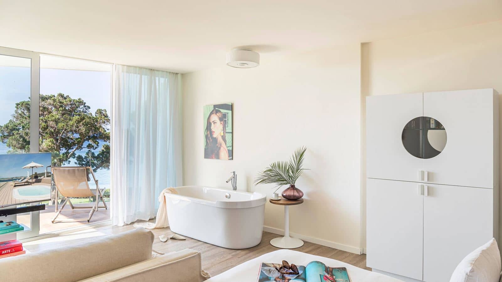 rooms-jed--junior-suite-extra-me-room-sea-view