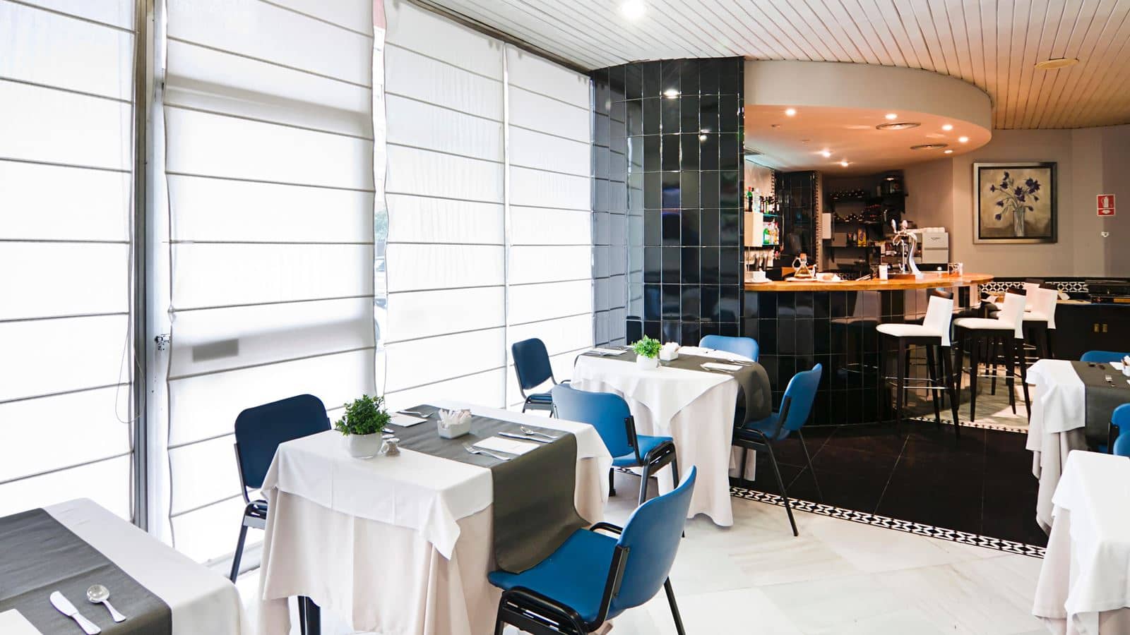 restaurants-restaurants