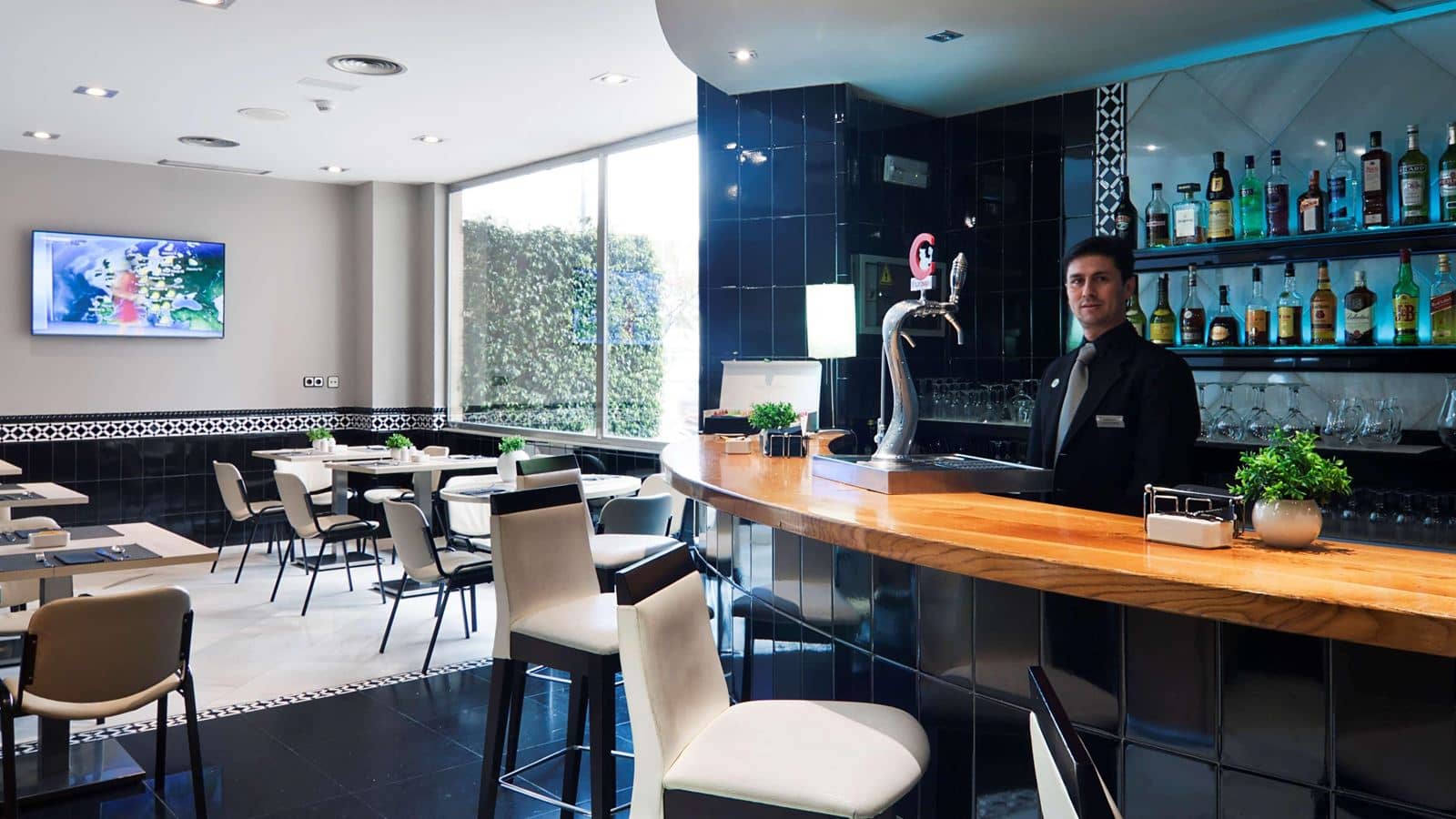 restaurants-restaurants