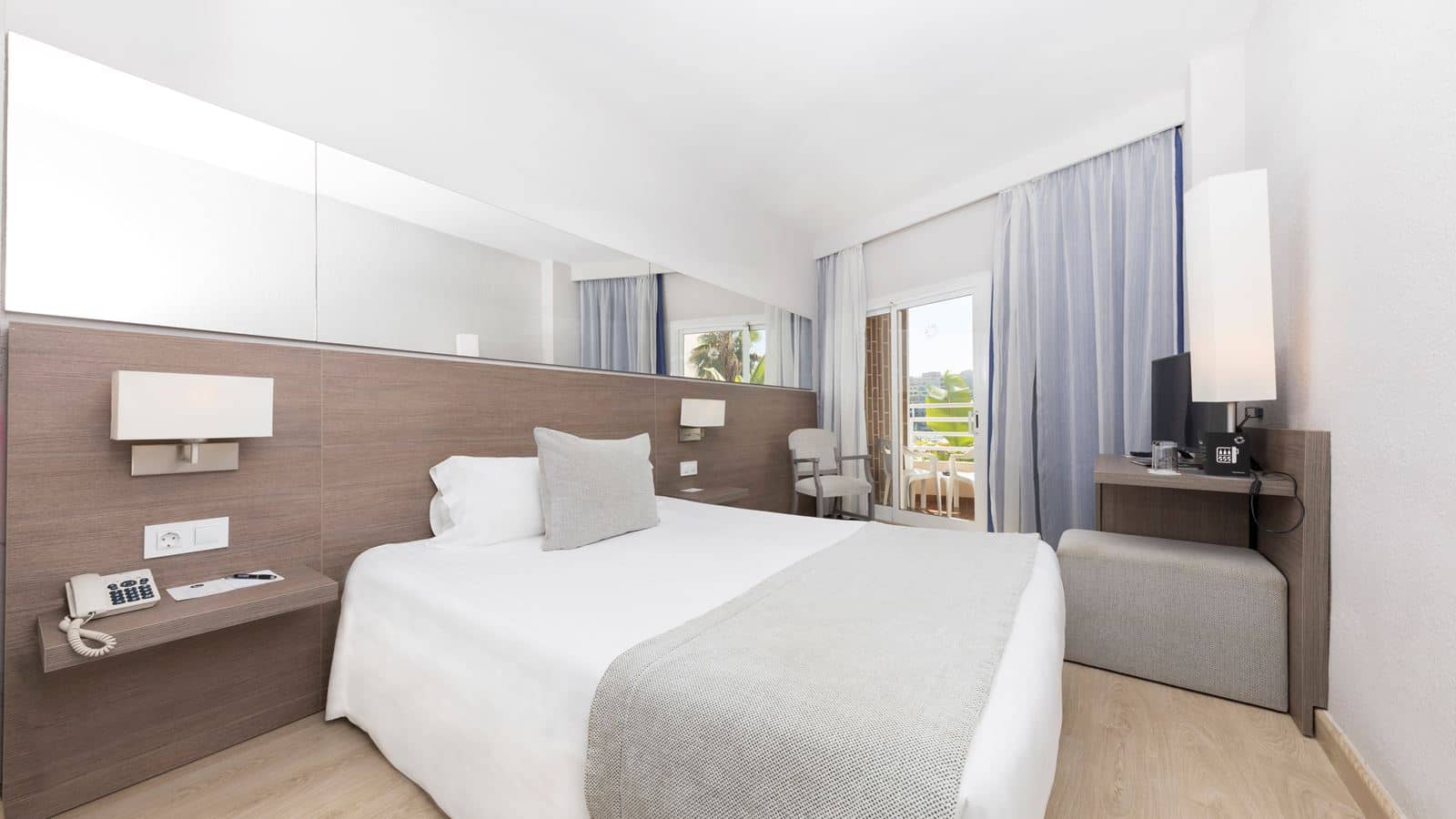 rooms-double-room