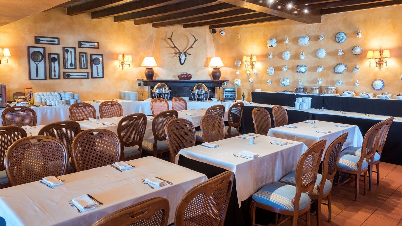 restaurants-restaurants