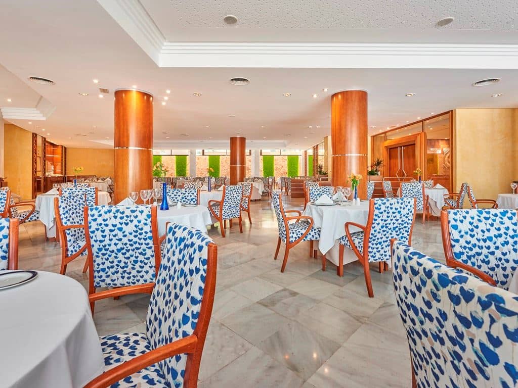 restaurants-restaurants