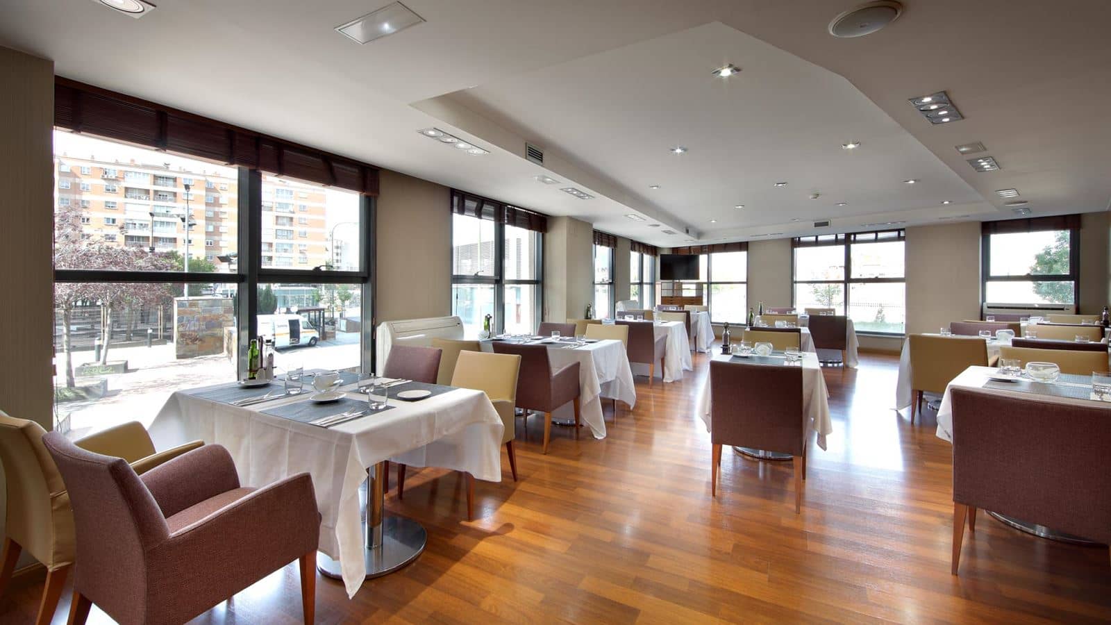 restaurants-restaurants