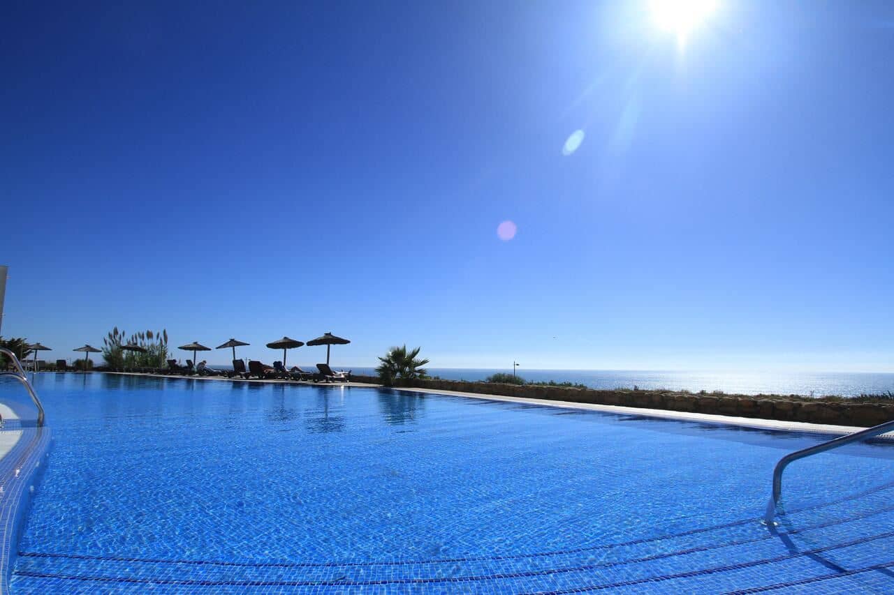 pools-outdoor-pool