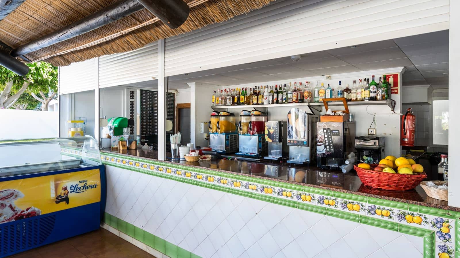 bars-main-bar