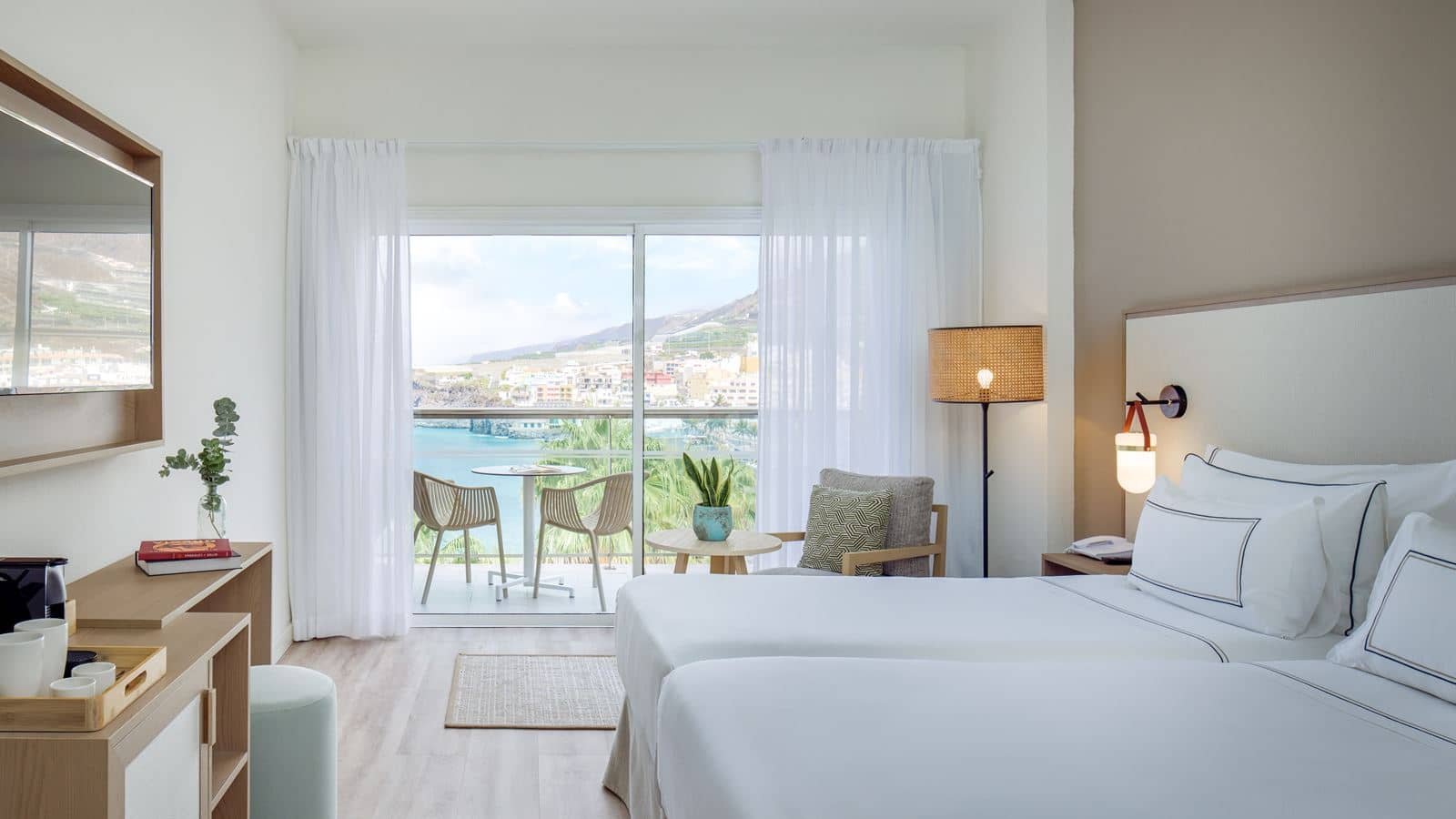 rooms-double-sea-view-room