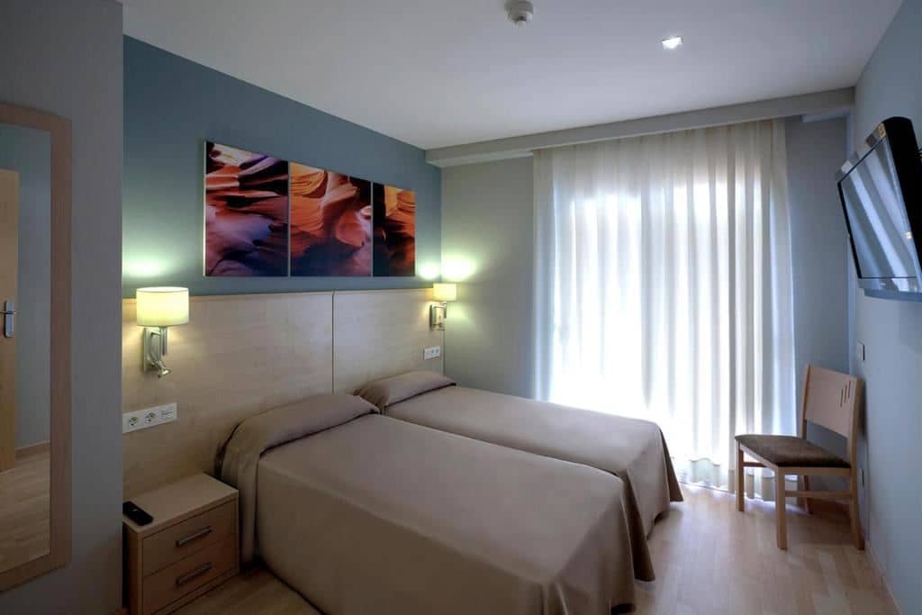 rooms-apartment-balcony-or-terrace