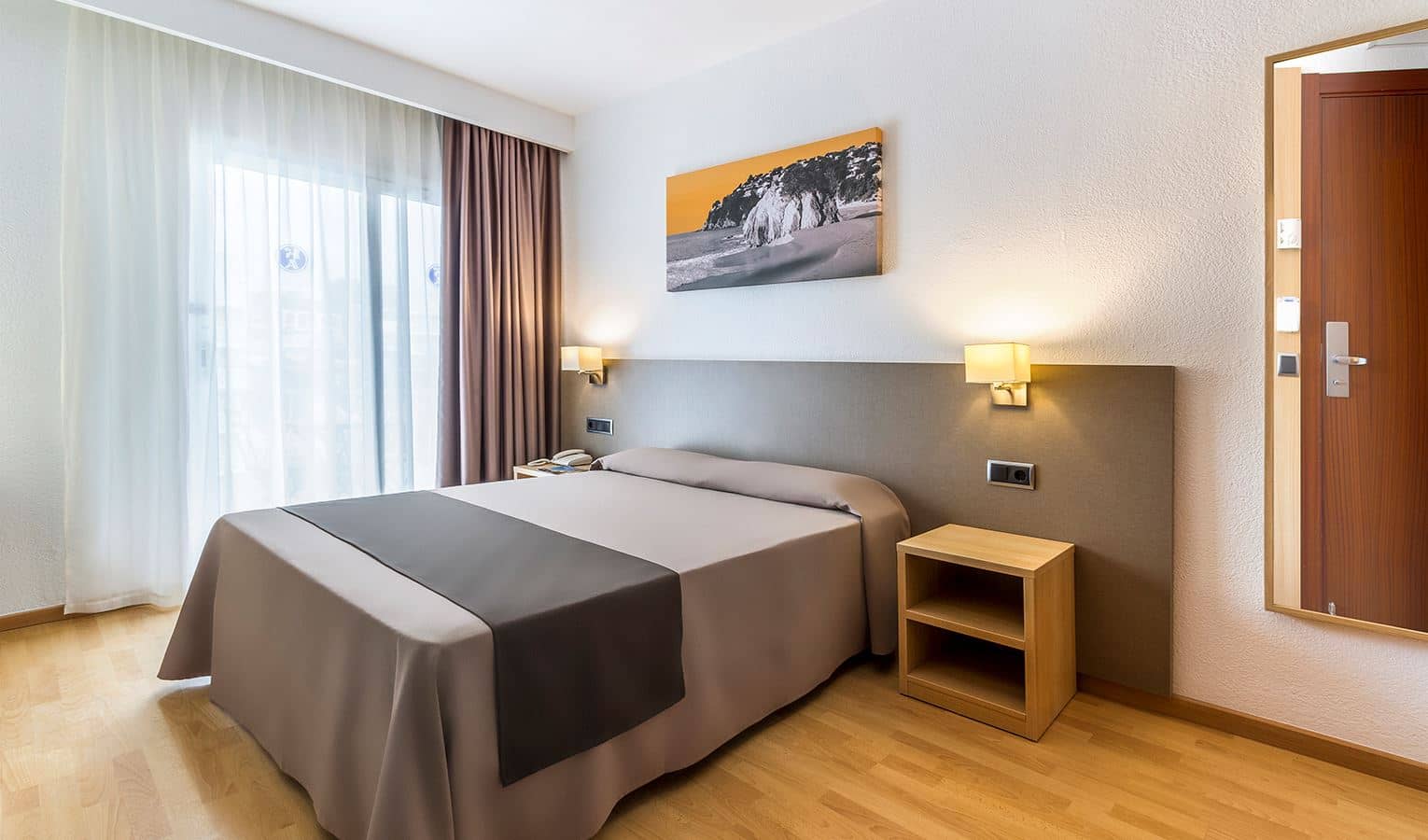 rooms-room-standard-singleuse-balcony-or-terrace
