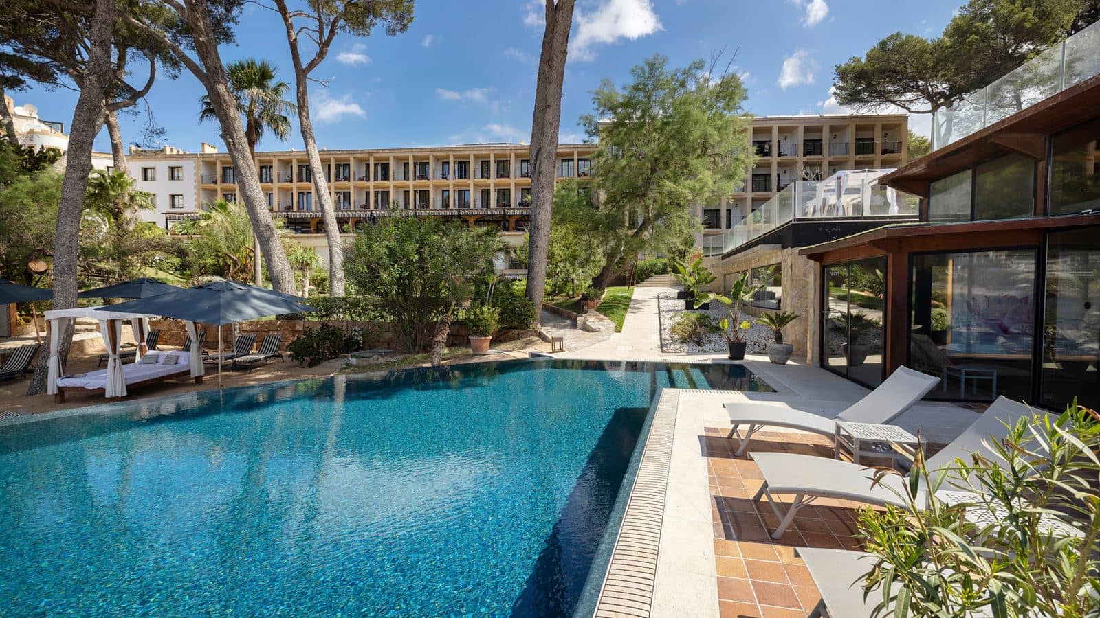 rooms-suite-sea-view-preffered-club
