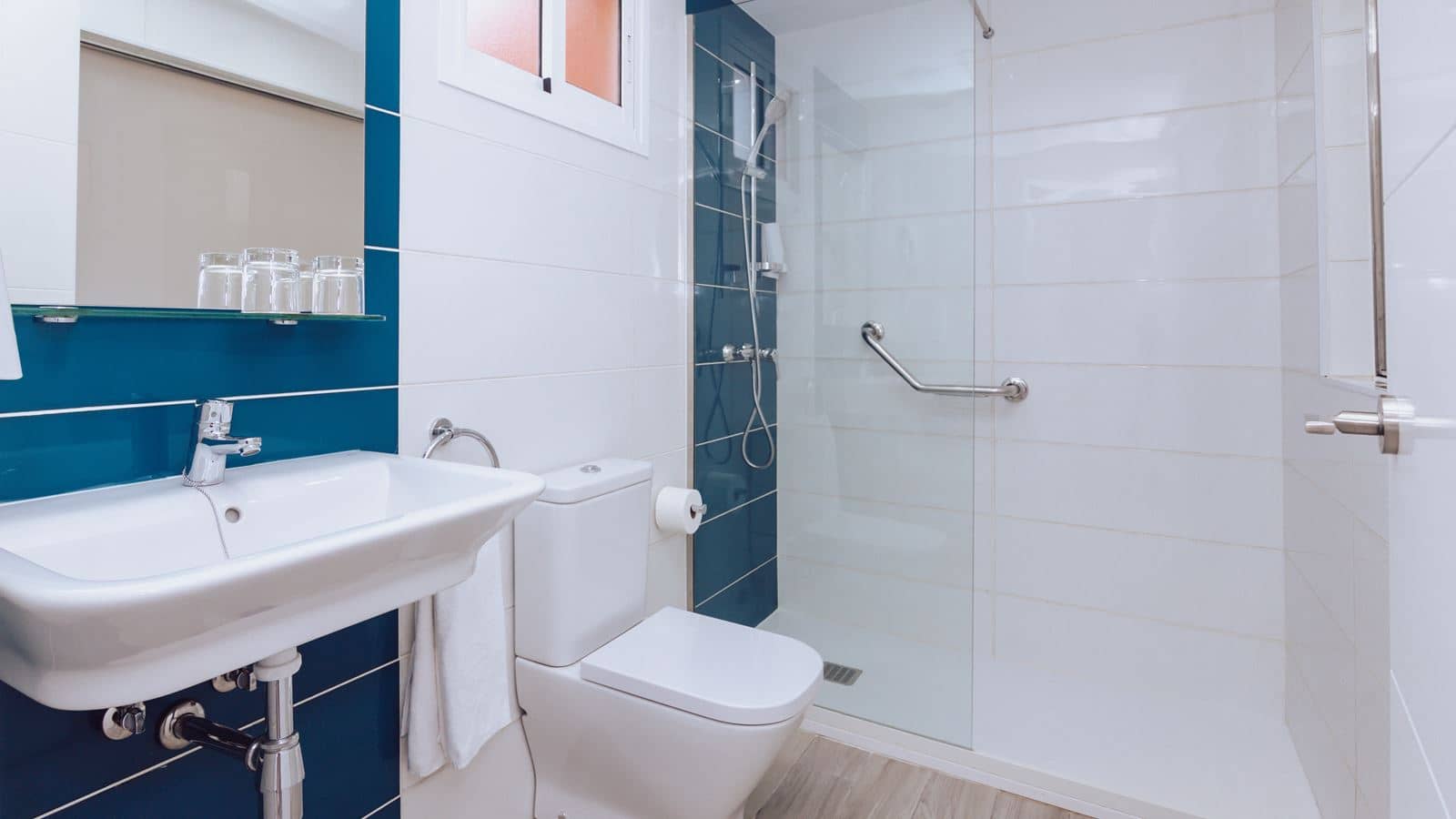 rooms-doble-superior-room