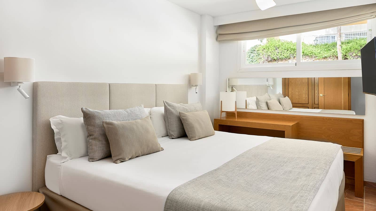 rooms-suite-sv