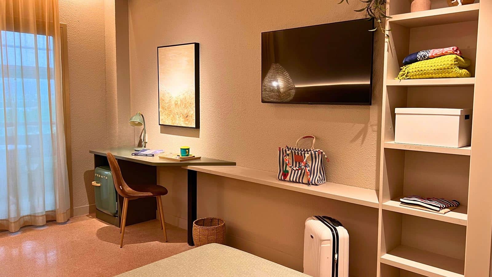 rooms-standard-room