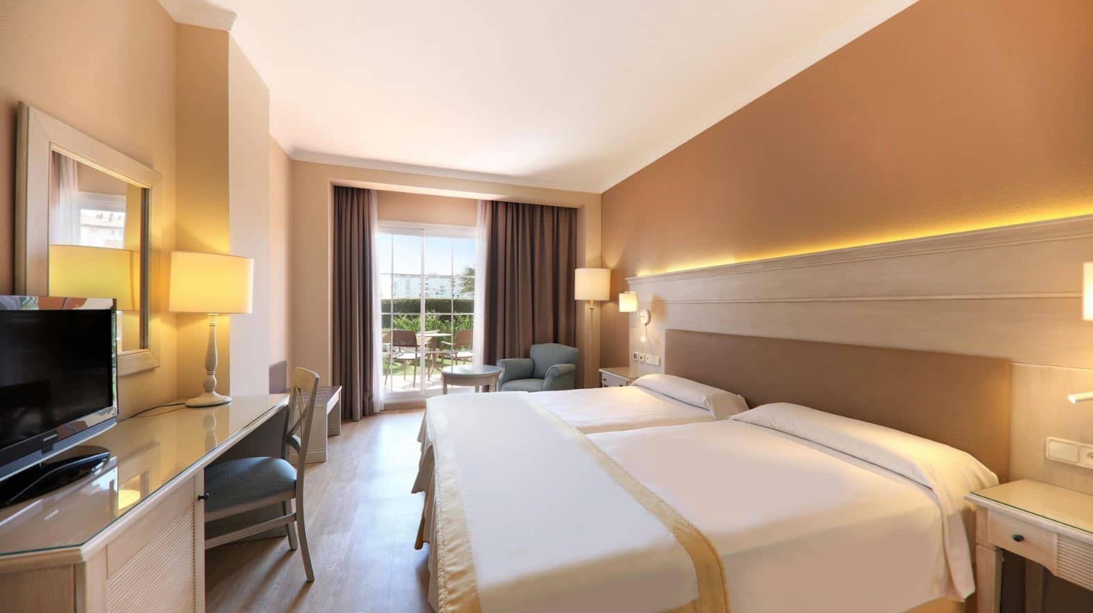 rooms-double-balcony-or-terrace