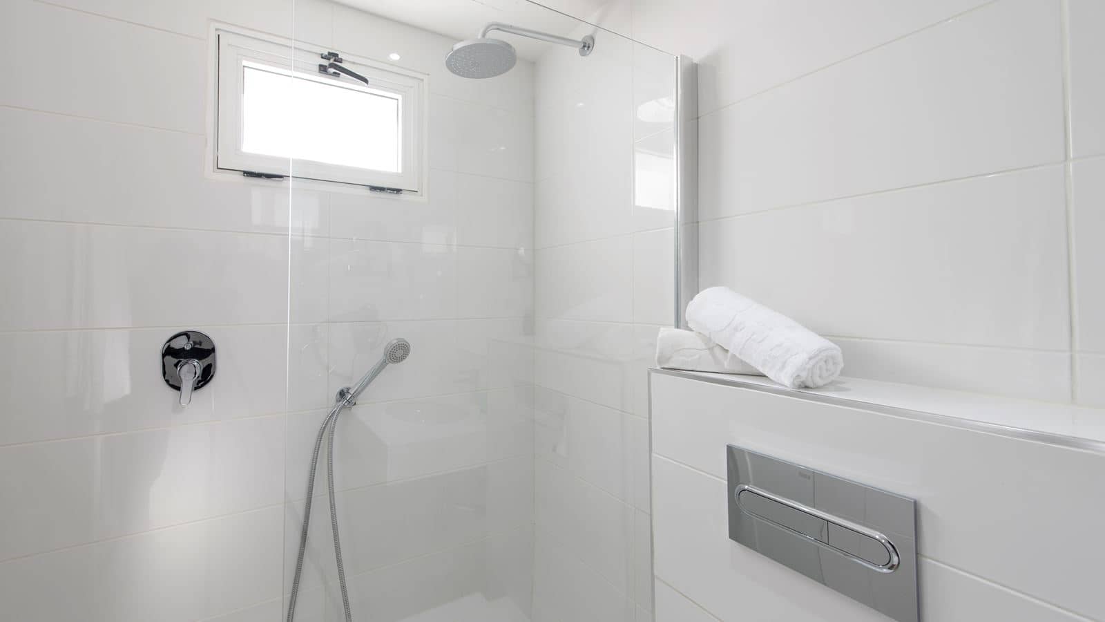 rooms-studio-superior-balcony-or-terrace