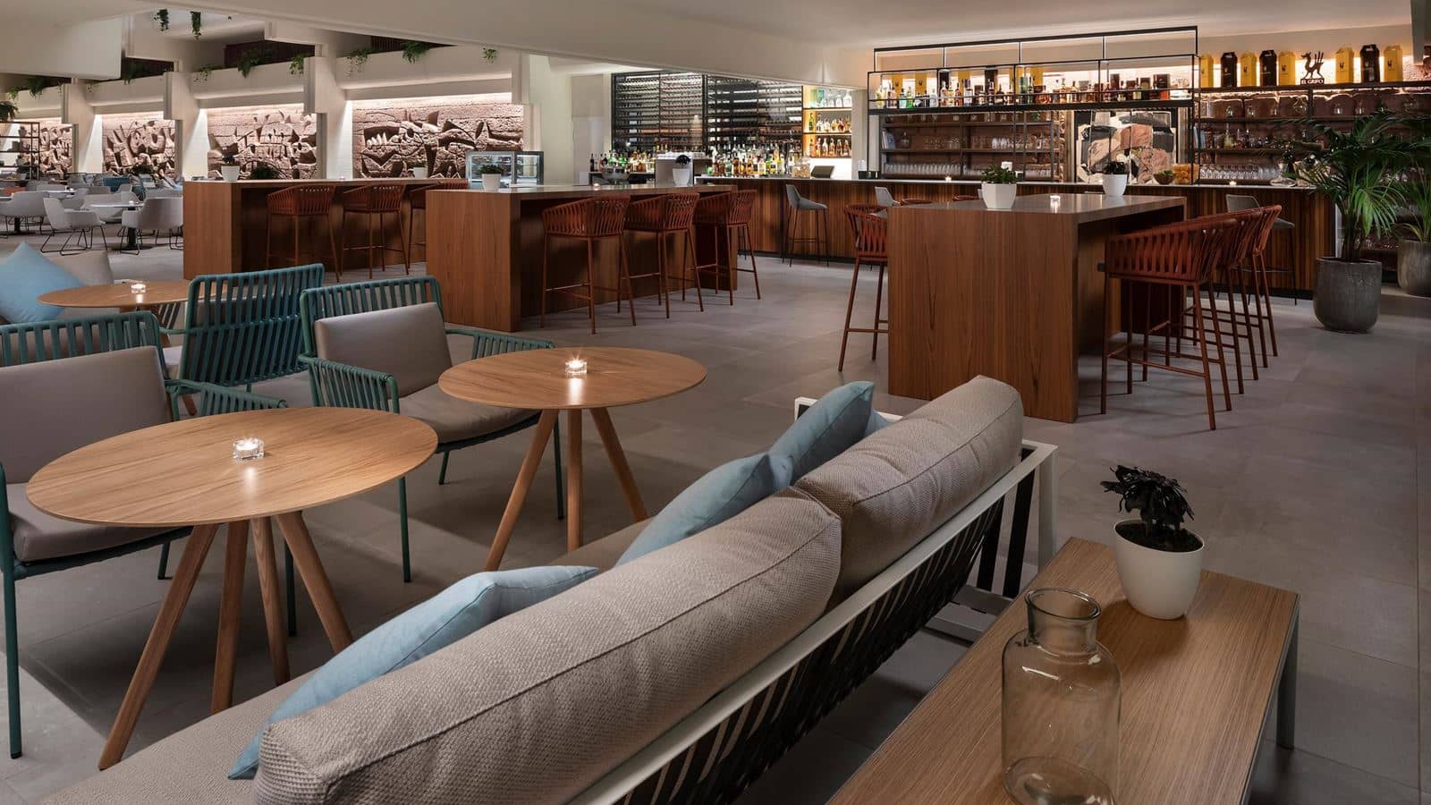 restaurants-ginger-lobby-bar