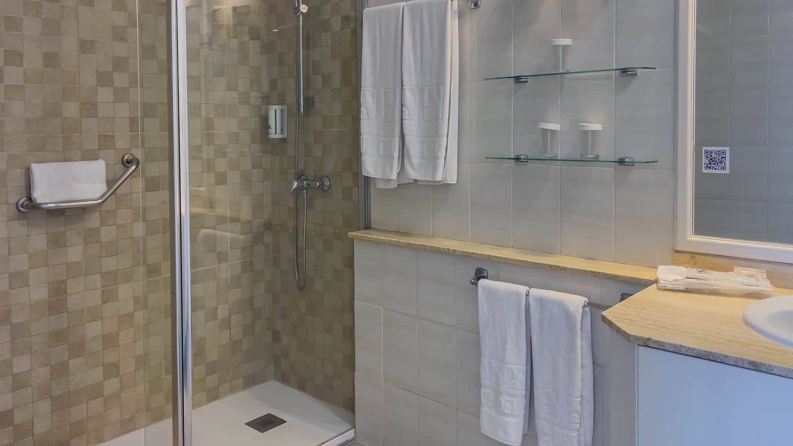 rooms-two-bedroom-standard-apartment
