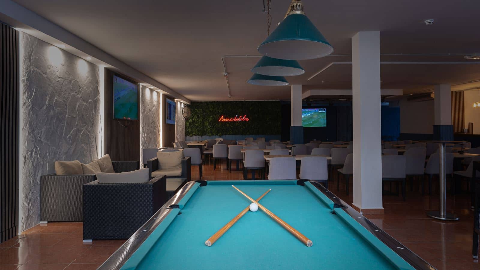 bars-disco-bar-winter