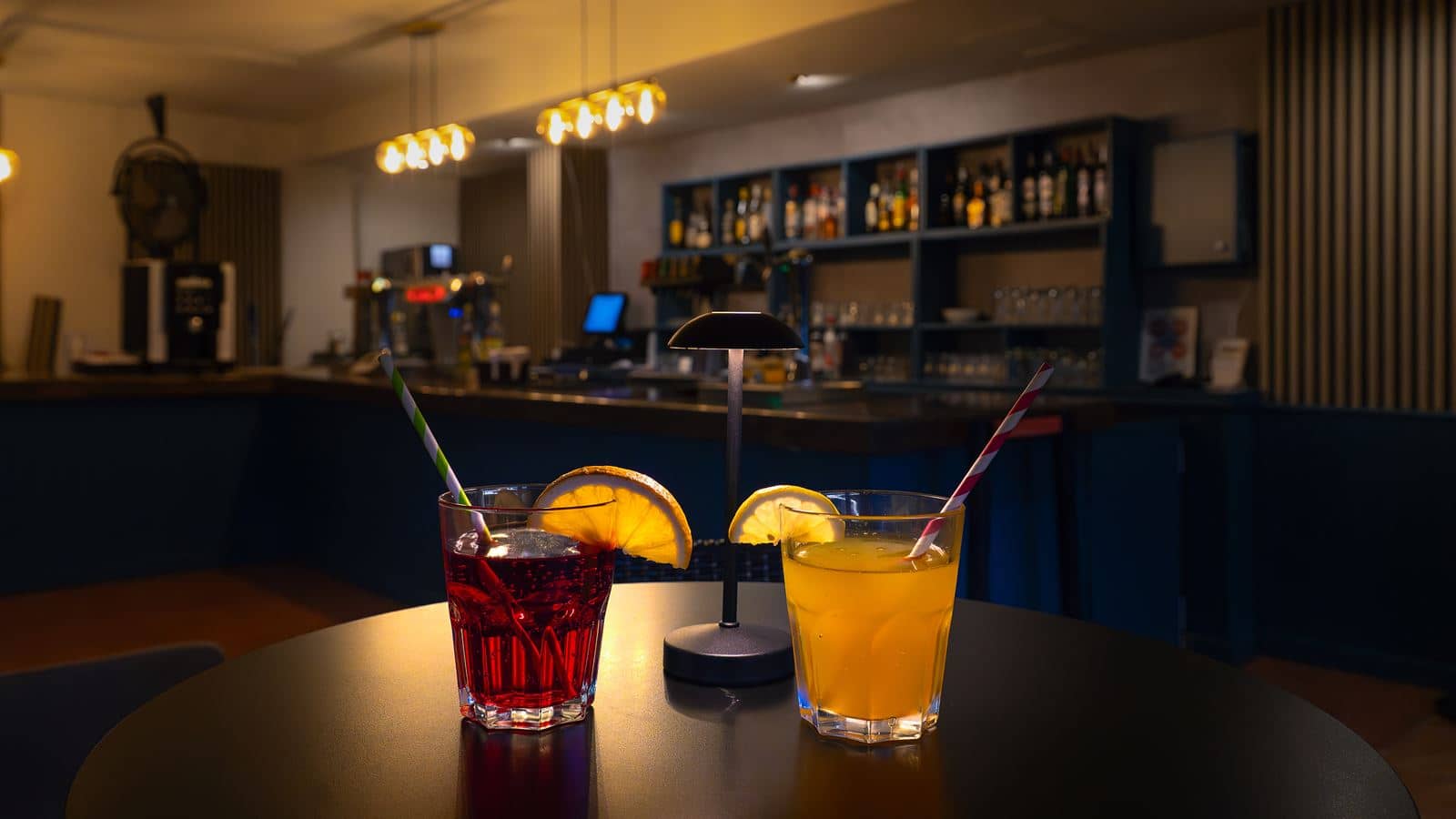 bars-disco-bar-summer
