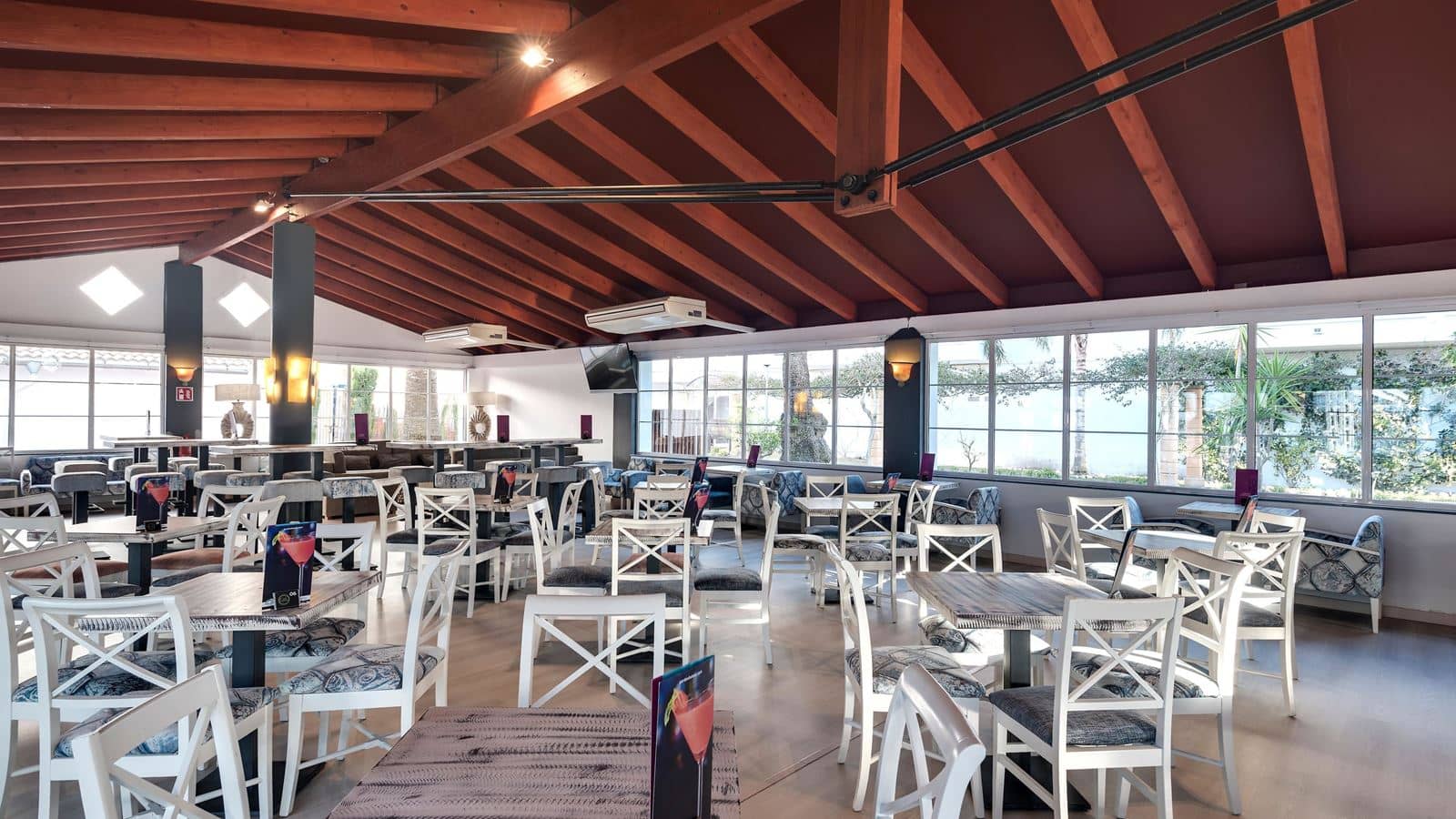 bars-bar-cafeteria