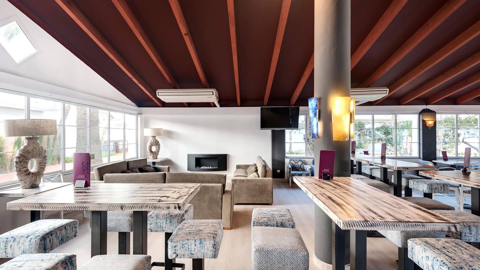 bars-bar-cafeteria