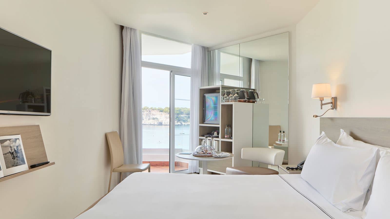 rooms-double-for-single-use-balcony
