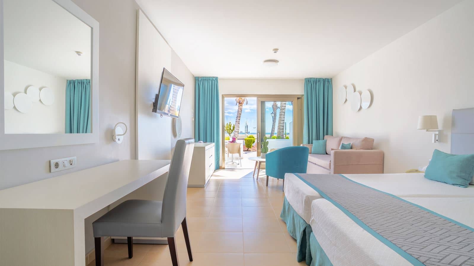 rooms-double-sea-view-balcony-or-terrace