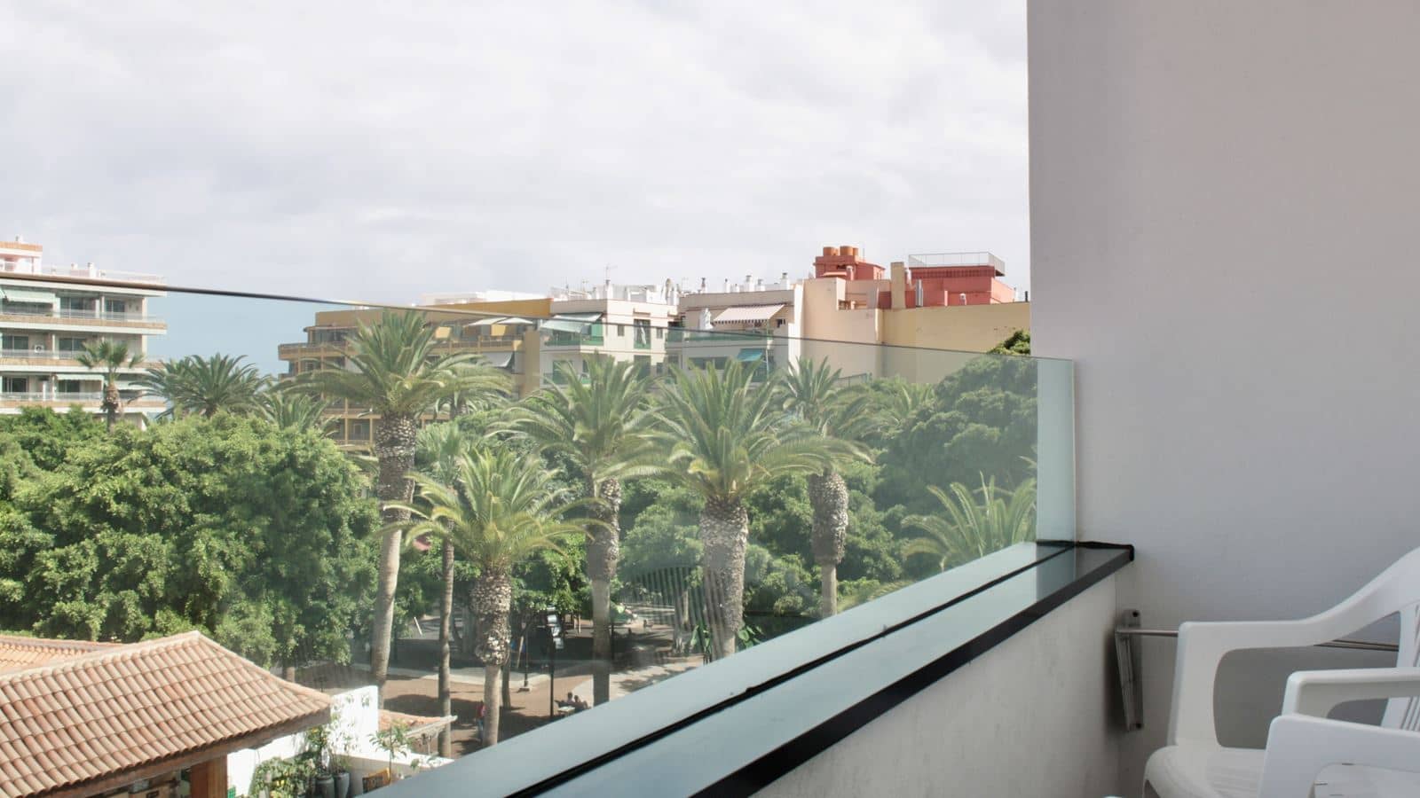 rooms-standard-studio-with-balcony