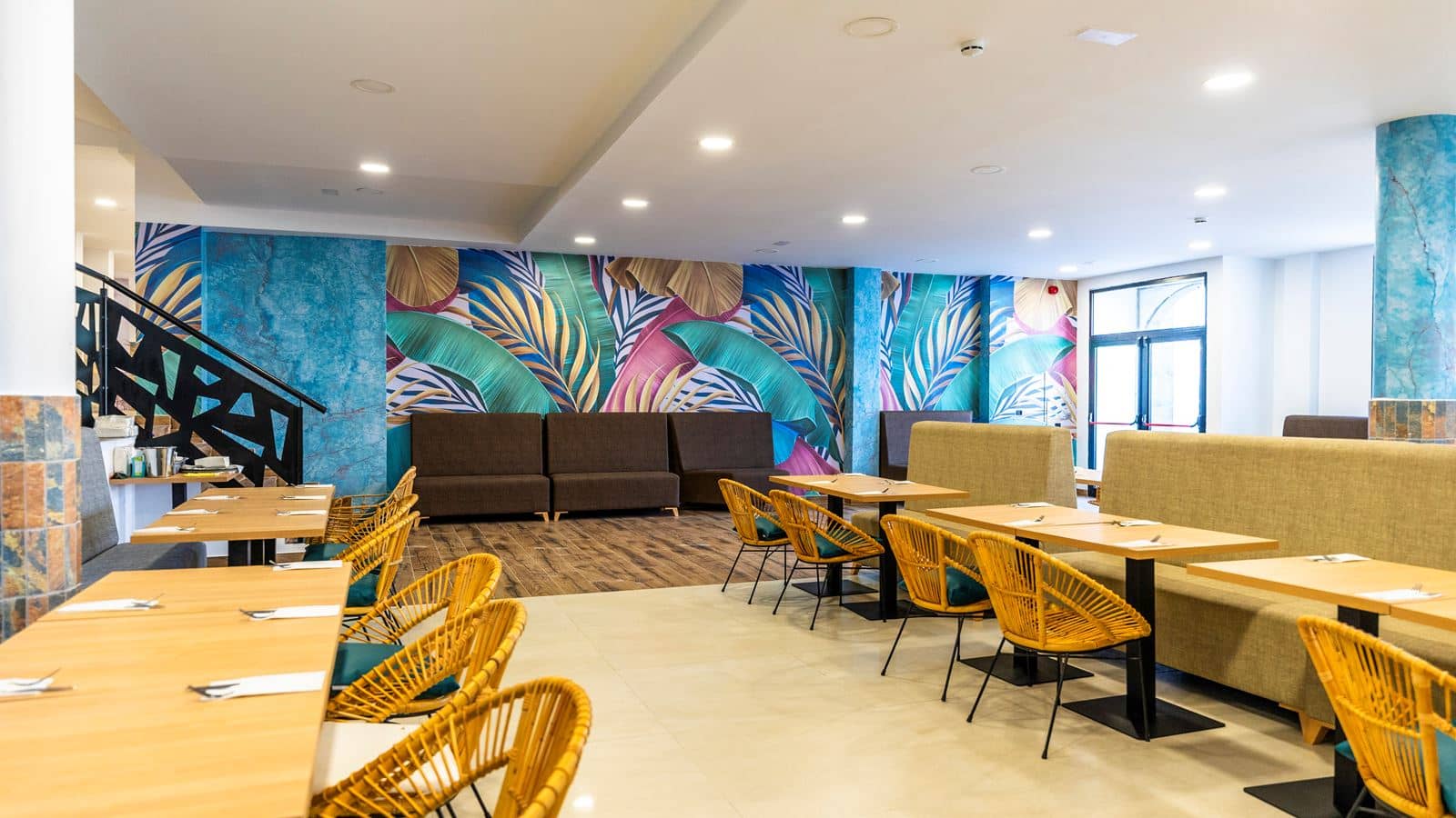 restaurants-restaurants