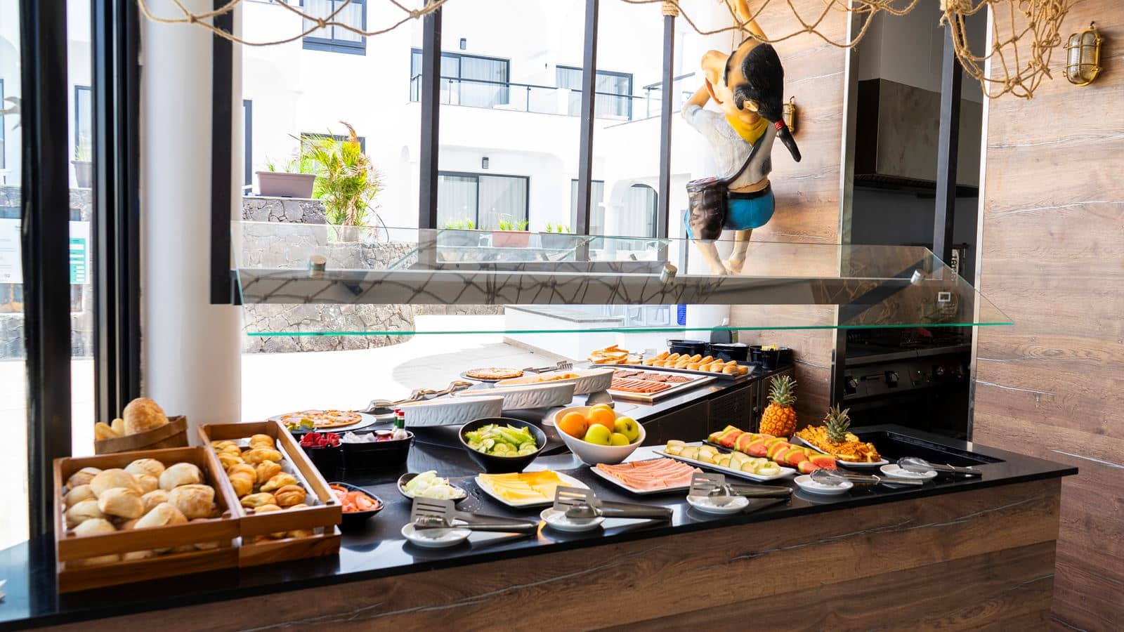 restaurants-restaurants