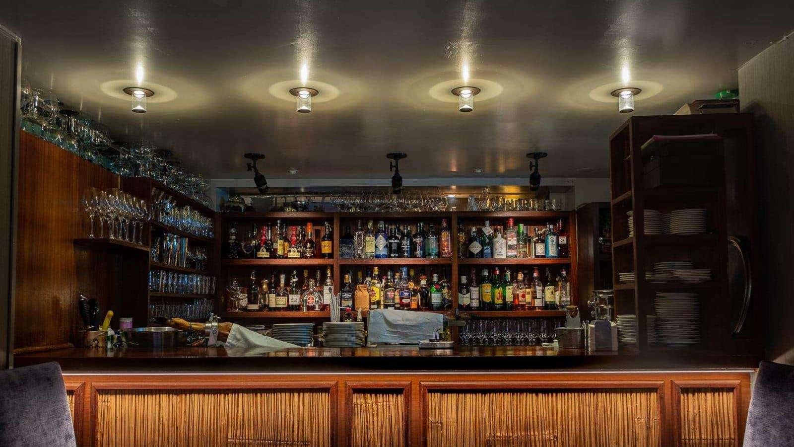 restaurants-restaurants