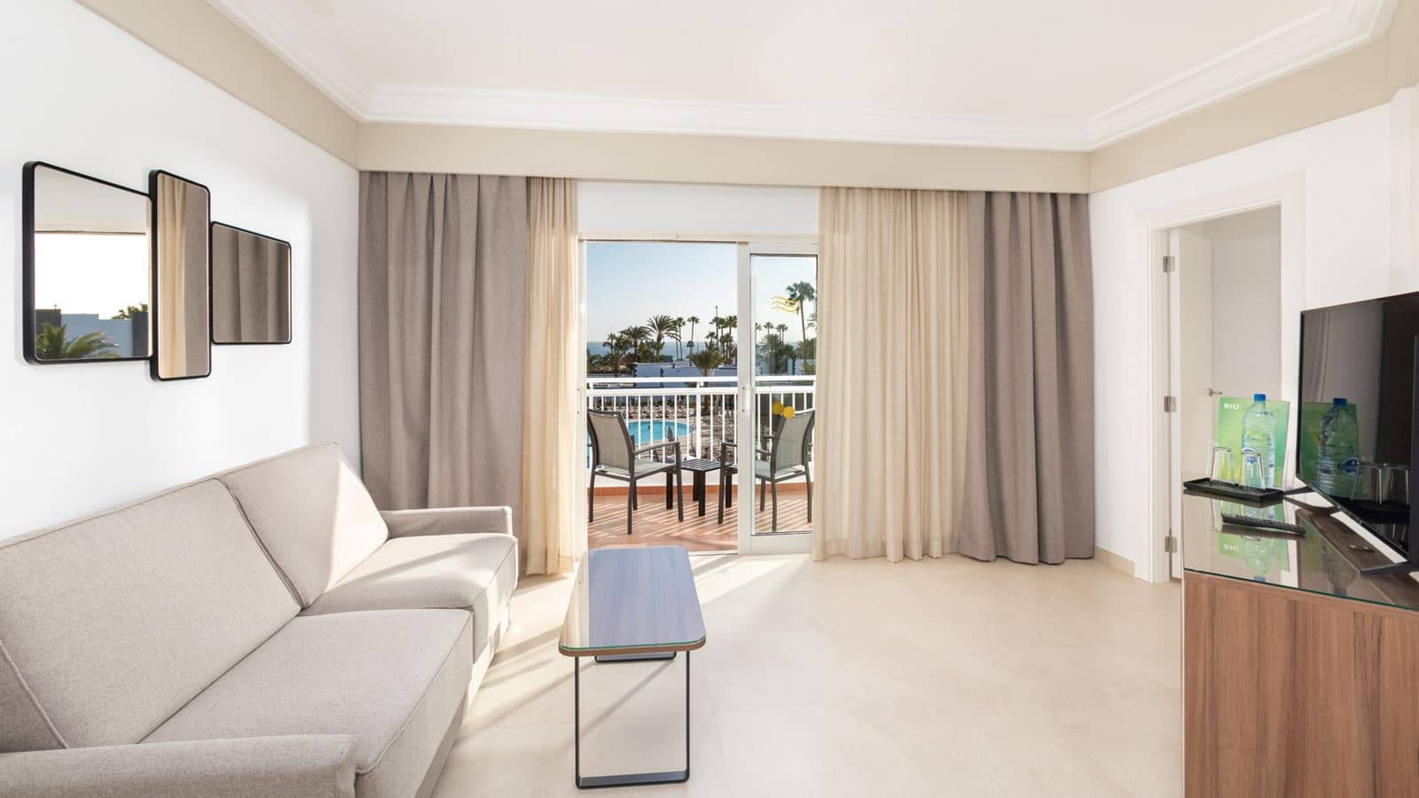 rooms-double-with-balcony