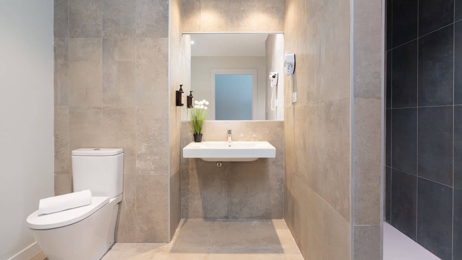 rooms-family-room-deluxe-with-balcony-or-terrace-fxe