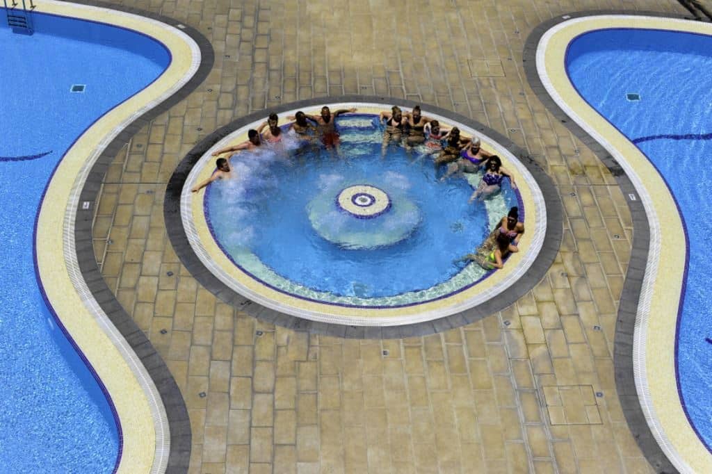 pools-outdoor-pool