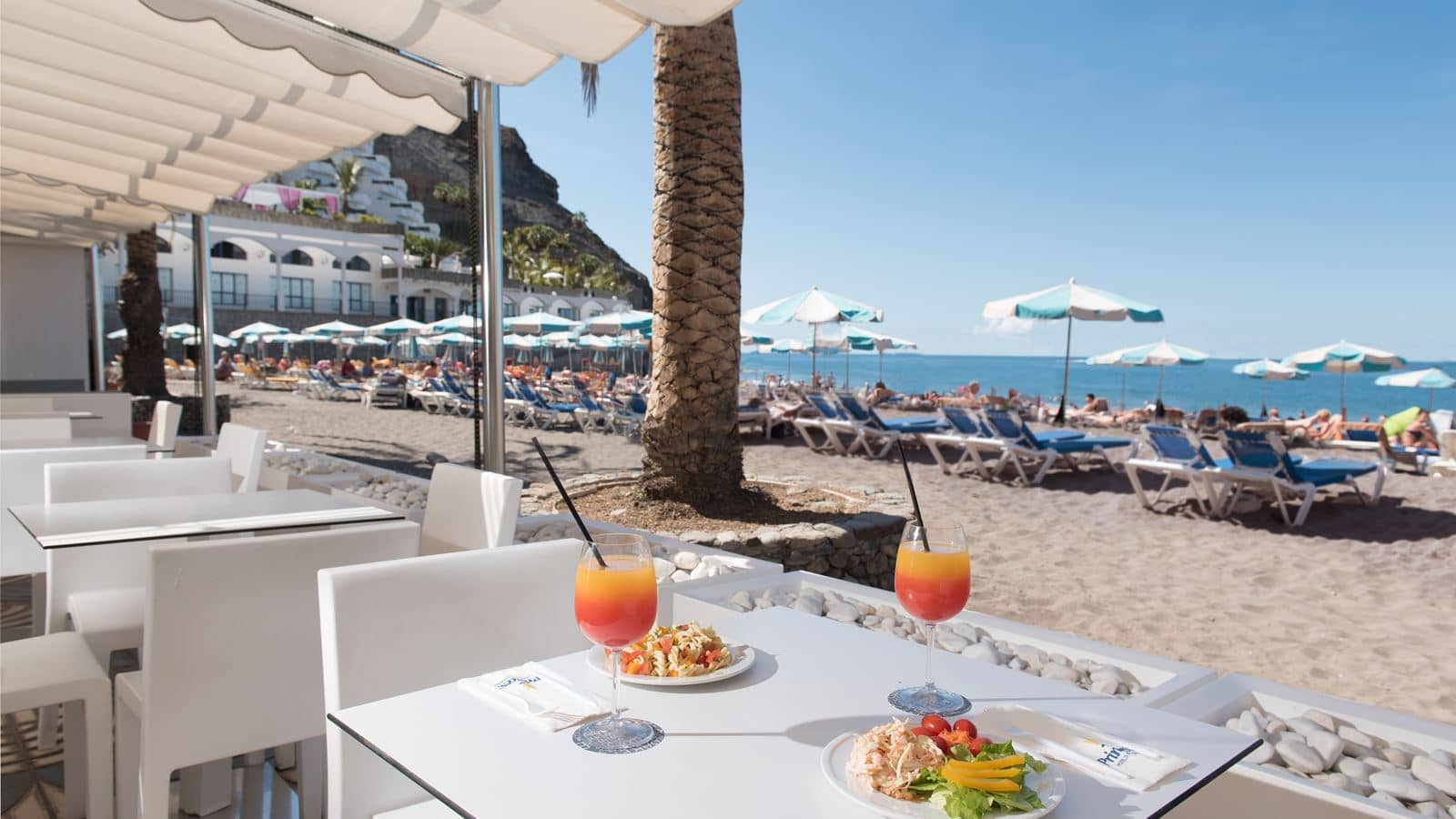 bars-beach-club-bar