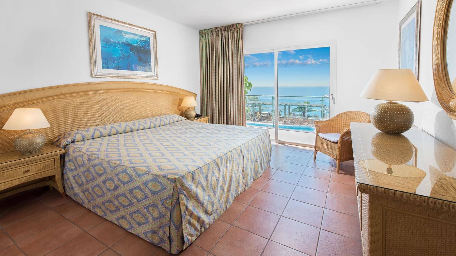 rooms-standard-room-ocean-view-balcony-or-terracestandard-room-single-use-ocean-view-balcony-or-terrace