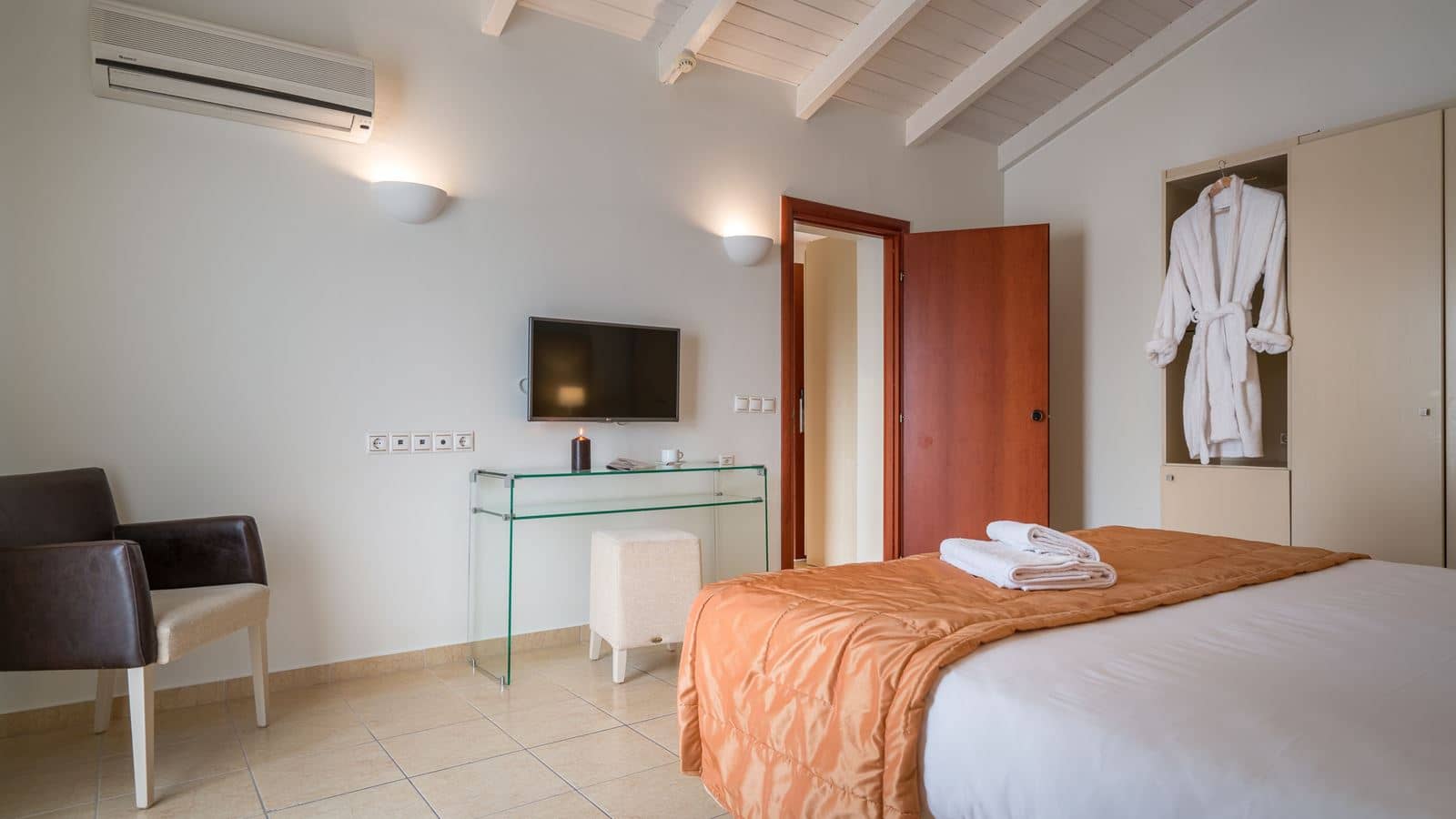 rooms-superior-suite