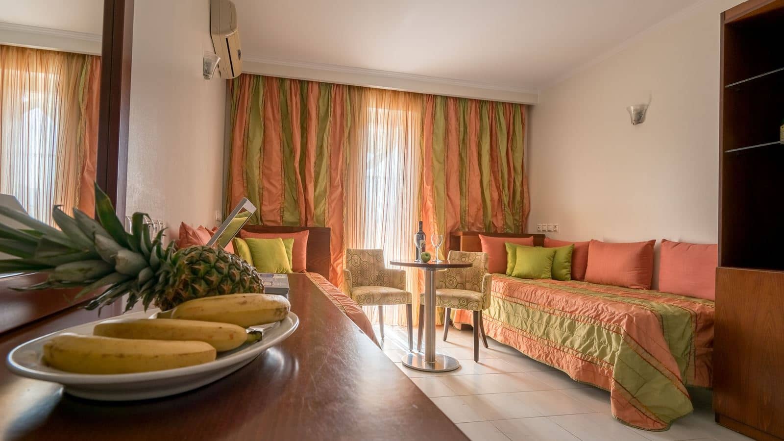 rooms-executive-suite
