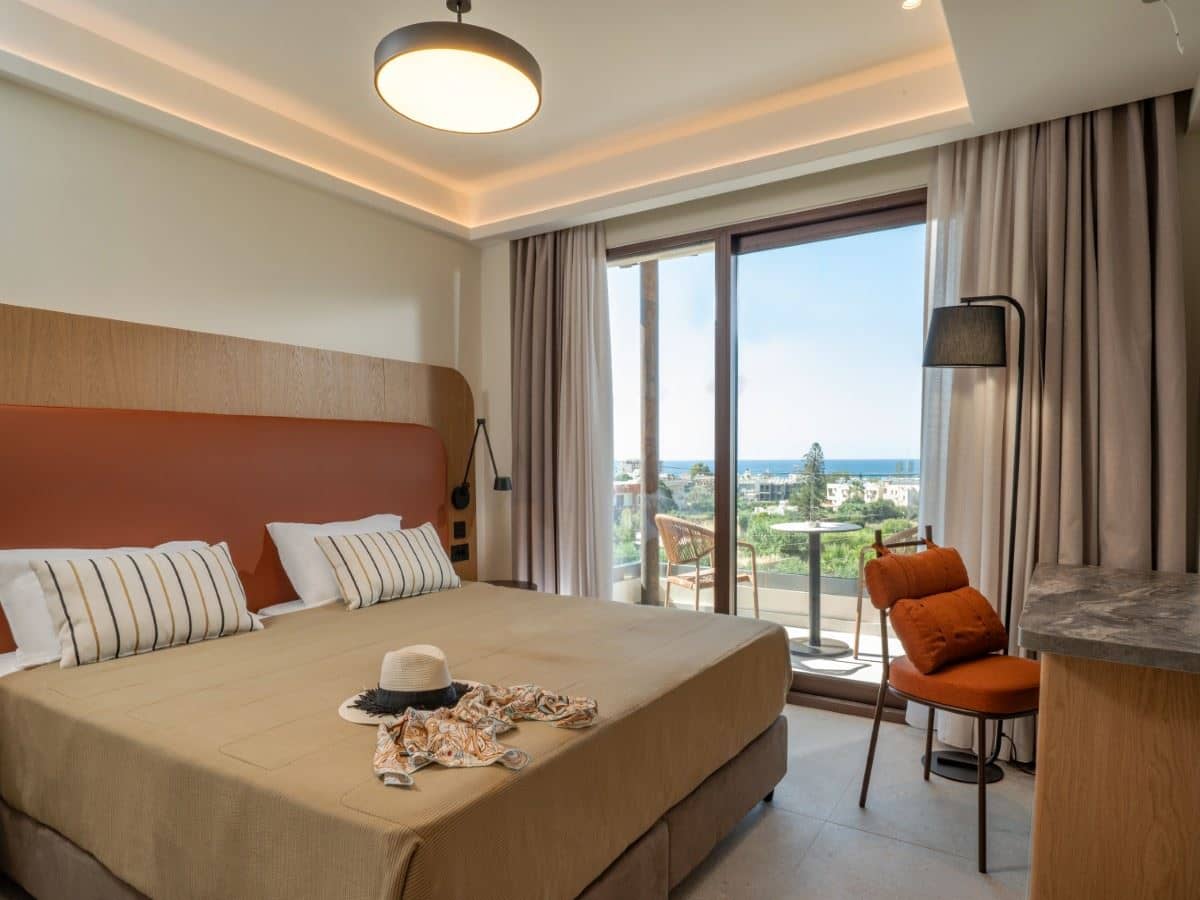 rooms-single-room-balcony-or-terrace