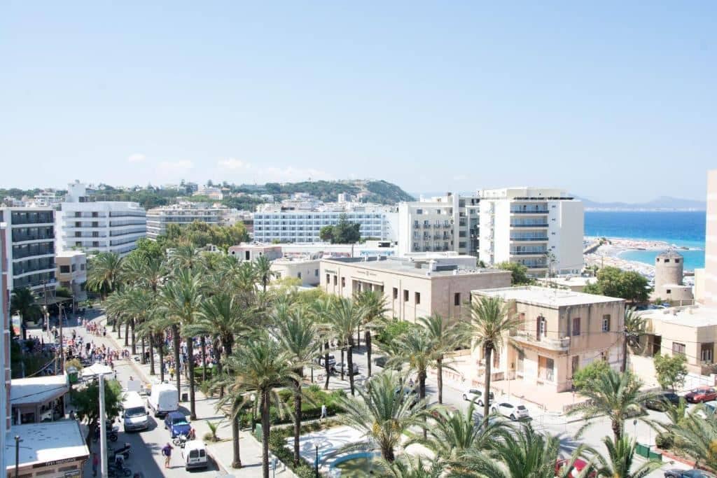rooms-double-side-sea-view-room-balcony