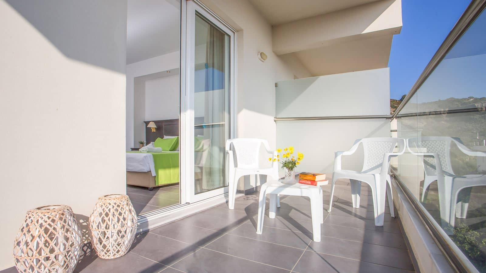 rooms-family-room