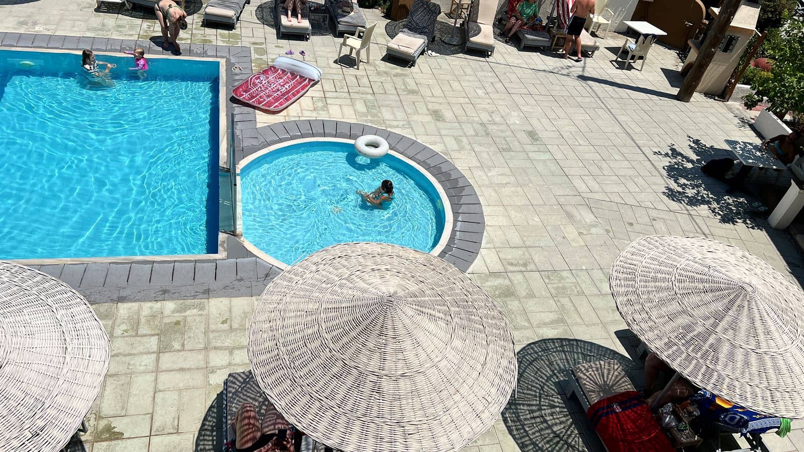 pools-outdoor-pool