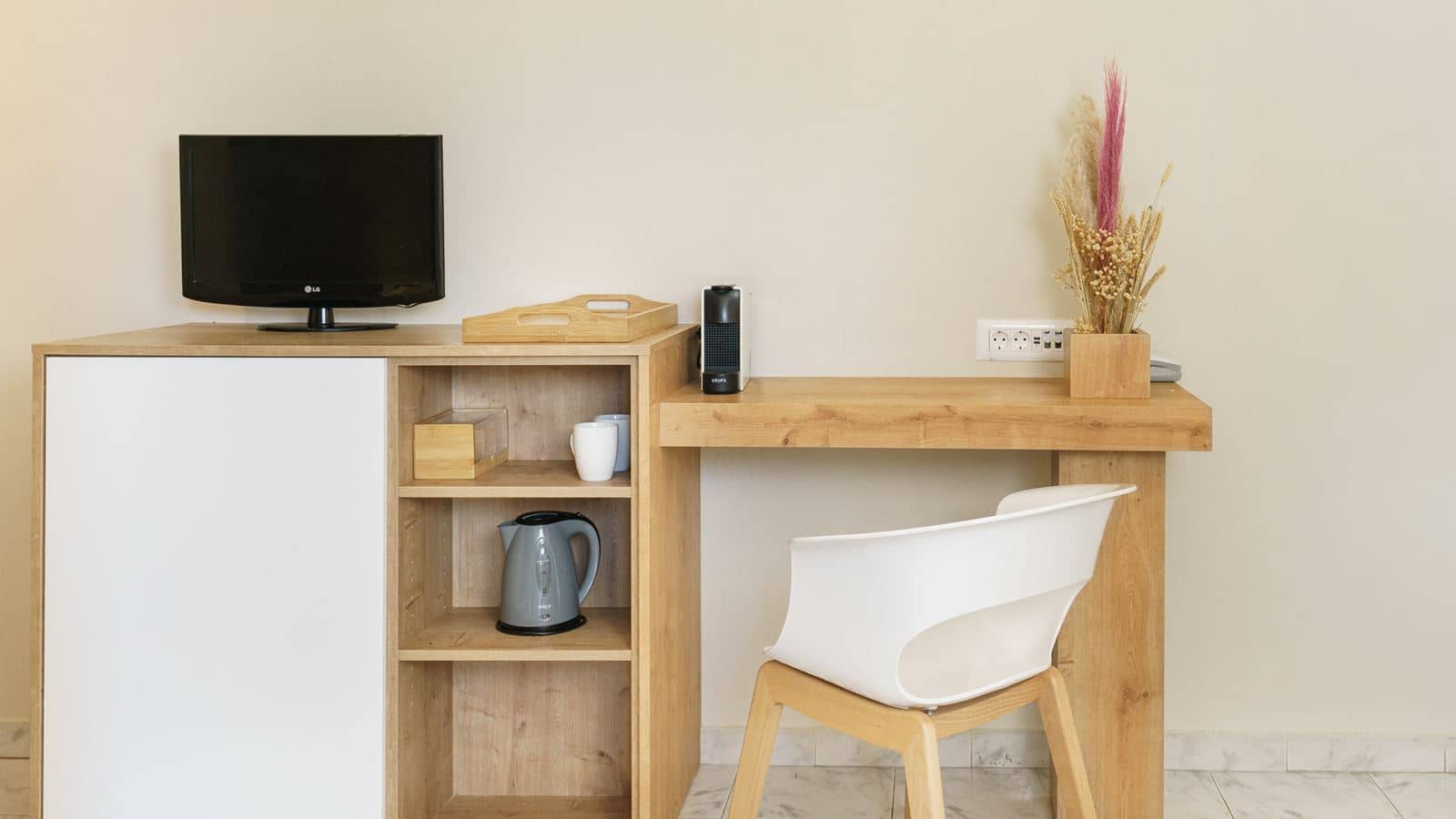 rooms-family-comfort-1-bedroom-balcony-or-terrace